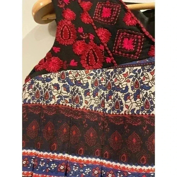 Antropologie Embroidered Mini Dress Sleeveless Boho Floral Patchwork Casual XS - Picture 5 of 8